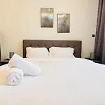 Luxury Studio Apartment Palm View With Big Balcony Free Parking By Belvilla