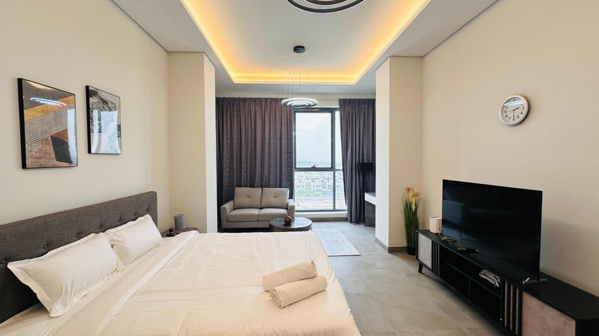 Luxury Palm View With Big Balcony Free Parking By Belvilla Holiday home