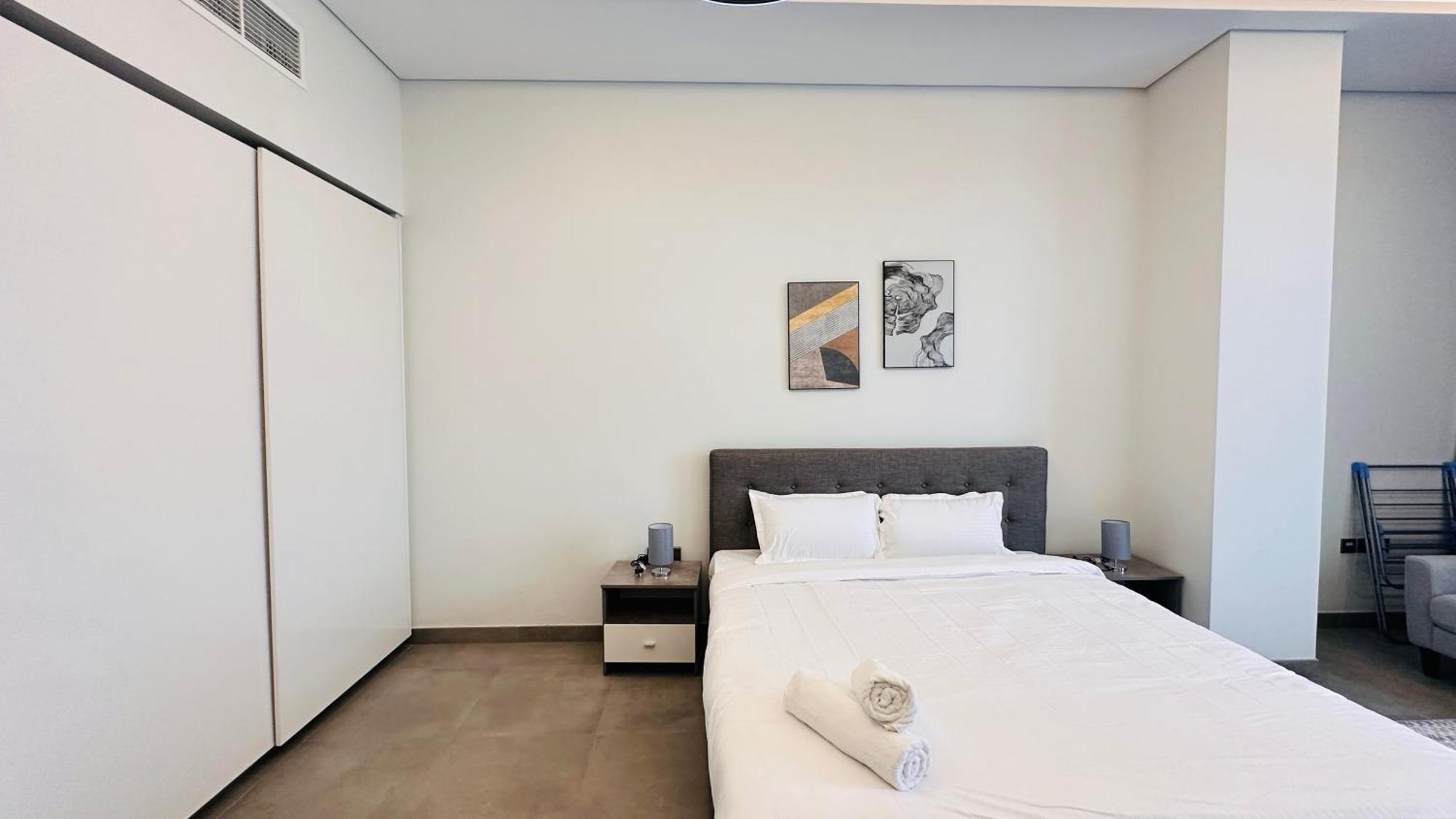 Luxury Palm View With Big Balcony Free Parking By Belvilla Dubai